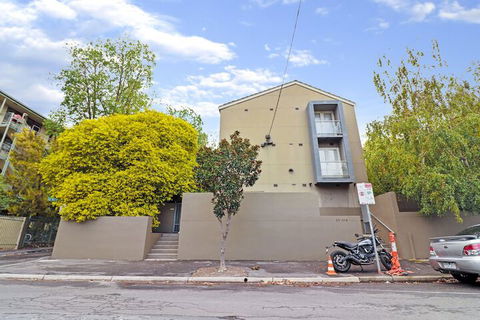 Colour Pop - Rejuvenate Stays - New South Wales Tourism  1