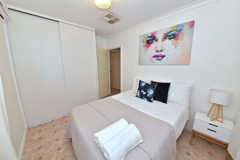 Comfy Home Near Airport & City 2280 - New South Wales Tourism  2