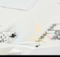 Modern Apartment Next to Largest Shopping Centre - New South Wales Tourism 