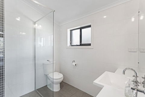 Fingal Breeze At Fingal Bay - New South Wales Tourism  6