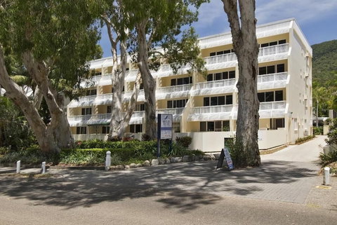 On Palm Cove Beachfront Apartments - New South Wales Tourism  0