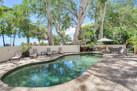 On Palm Cove Beachfront Apartments - New South Wales Tourism  3