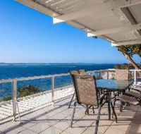3 Bedroom House Classic View 2 / 49 Victoria Parade FREE WIFI