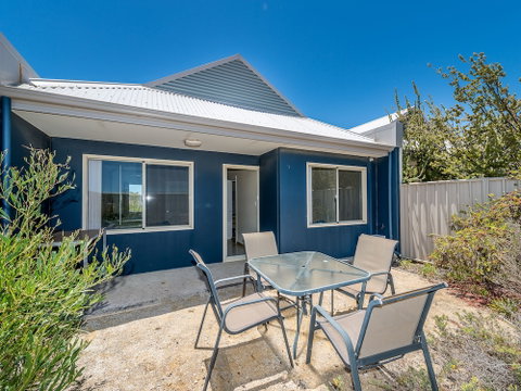 Seafront Unit 60 - New South Wales Tourism  0