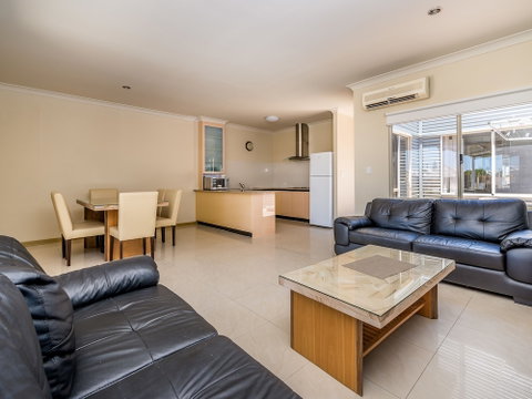 Seafront Unit 60 - New South Wales Tourism  6