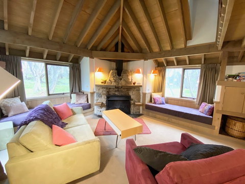 Blairs - New South Wales Tourism  0