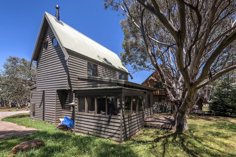 Aaragon - New South Wales Tourism  0