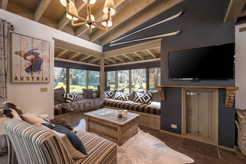 Aaragon - New South Wales Tourism  3