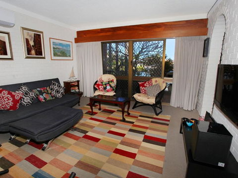 Anjuna 2 2 BDRM Budget Stay On Canal - New South Wales Tourism  6