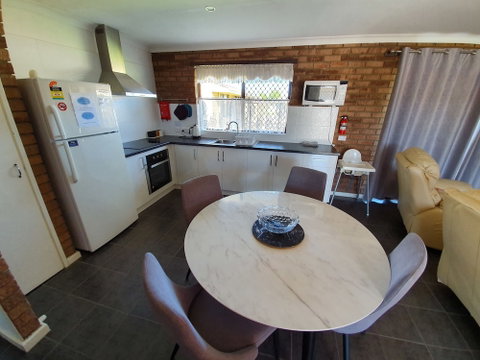 Ocean Beach Chalet 18 - New South Wales Tourism  2