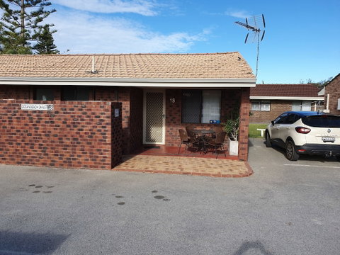 Ocean Beach Chalet 18 - New South Wales Tourism  5
