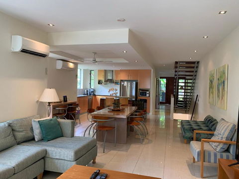 Beach House Apartment 1 - New South Wales Tourism  3
