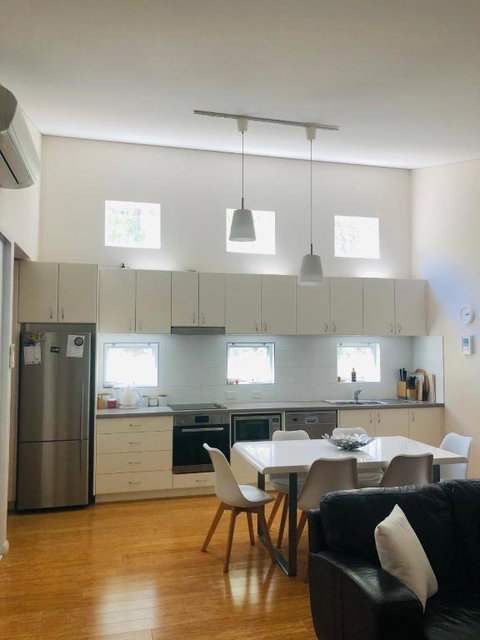 On The Edge Of The Forest - New South Wales Tourism  2