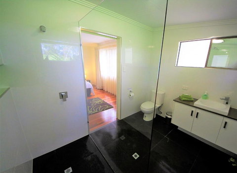 SerenityatMontville - New South Wales Tourism  4