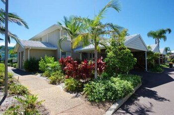 Pacific Blue Townhouse 351 265 Sandy Point Road - New South Wales Tourism  0
