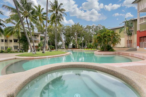 Amphora Laleuca Apartment - New South Wales Tourism  2