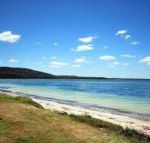 5 Harbourside 3 7 Soldiers Point Road ground floor waterfront unit - New South Wales Tourism 