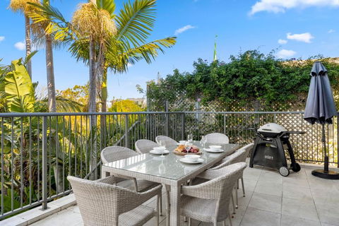 Zaffiro Beach House - New South Wales Tourism  5