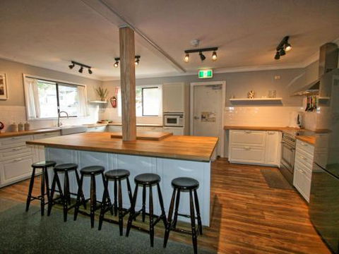 Blizzard Bunny Lodge - New South Wales Tourism  1
