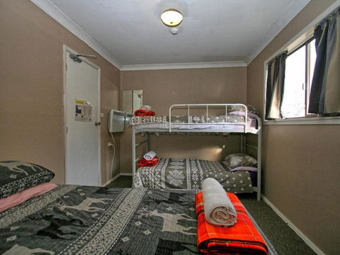 Blizzard Bunny Lodge - New South Wales Tourism  3