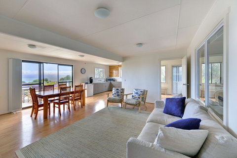 Waders - New South Wales Tourism  5