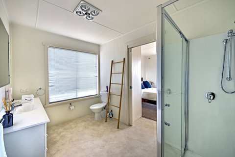 Waders - New South Wales Tourism  4