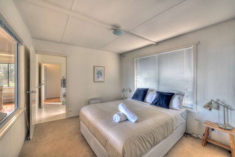 Waders - New South Wales Tourism  2