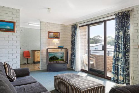 Apollo Unit 31 - New South Wales Tourism  1