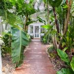 The Lakehouse In Raffetys Resort - New South Wales Tourism  0