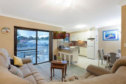 Apollo Unit 7 - New South Wales Tourism  0