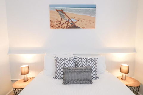 Bluewater Executive Villa In Raffertys Resort - New South Wales Tourism  3