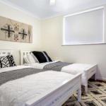Sounds Of Sunshine Whole House - New South Wales Tourism  0