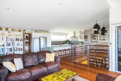 Nazza - New South Wales Tourism  0