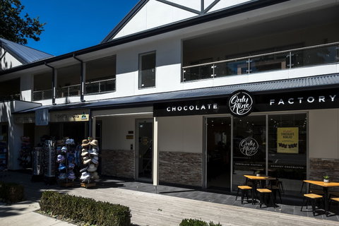 Woody Lifestyle One Bedroom Apartment - New South Wales Tourism  0