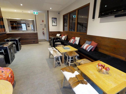 Apartment 5 The Stables Perisher - New South Wales Tourism  2
