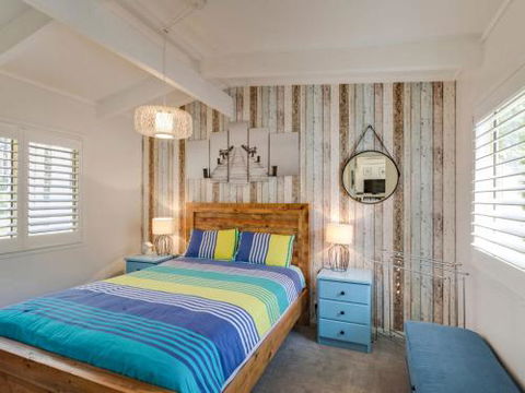 Mystery Bay Retreat - New South Wales Tourism  1
