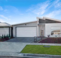 Brand New Home 10 mins to Beach Torquay Geelong Deakin Hospitals - New South Wales Tourism 