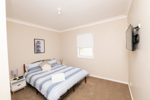Kinross On Cox Sweet Neat & Simple + Wifi - New South Wales Tourism  6