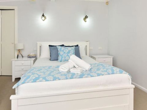 Just Listed Blaxlands Homestead The Very Best Location In The Valley Walk To Everything - New South Wales Tourism  4