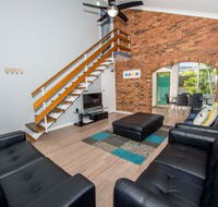 The Pines 8 Shoal Bay - New South Wales Tourism 