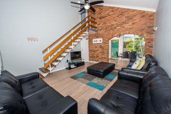 The Pines 8 Shoal Bay - New South Wales Tourism  0