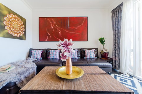 Bondi Beachfront Stay - New South Wales Tourism  2