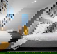 Designer 2 Bedroom Apartment In Parkville - New South Wales Tourism 