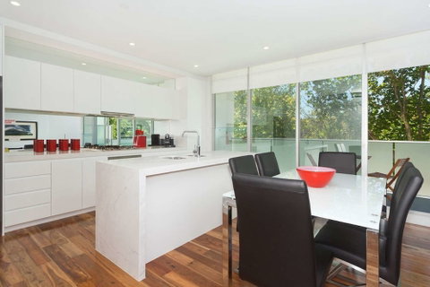 Apartment On Broadway - New South Wales Tourism  2