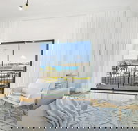 The Rooftop Bondi Beachfront - New South Wales Tourism 
