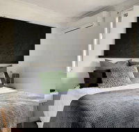 Coogee Beach House - New South Wales Tourism 