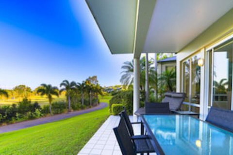 Daydream On The Greens - New South Wales Tourism  0