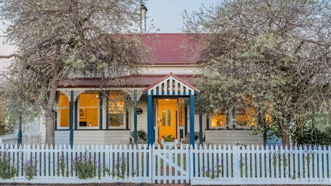 Federation At 3 Genesta In Cowes - New South Wales Tourism  0