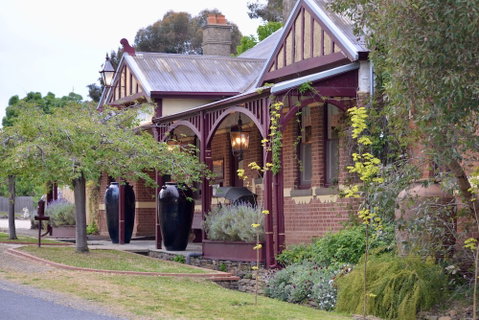 The Eaglehawk Country House Hotel Maldon - New South Wales Tourism  0