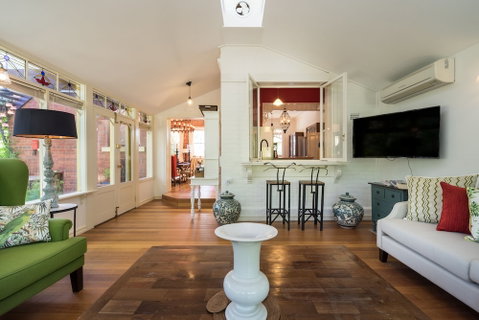 The Eaglehawk Country House Hotel Maldon - New South Wales Tourism  5